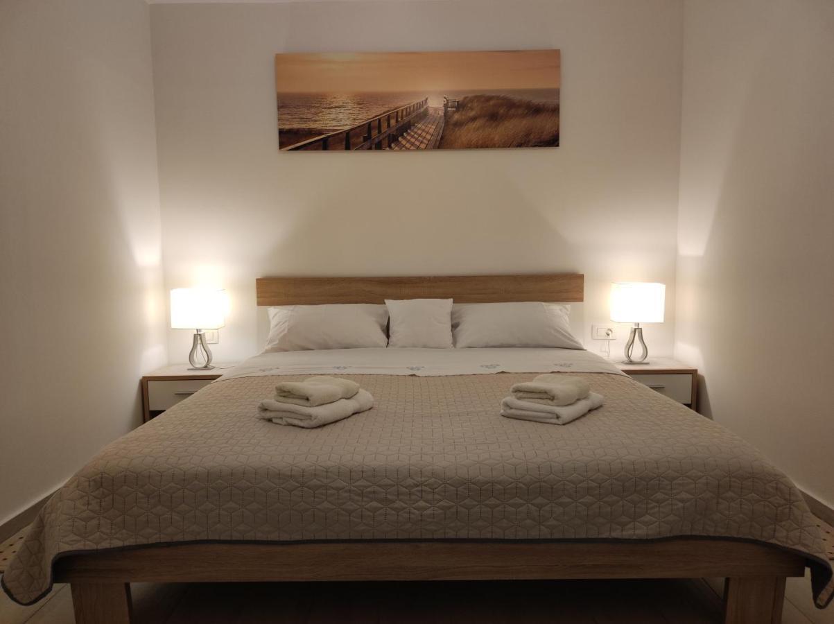 Apartma Sonja Pirano Esterno foto