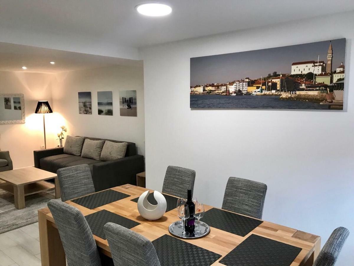 Apartma Sonja Pirano Esterno foto